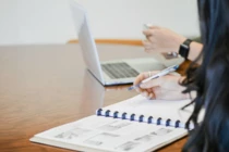 IMSET_Jakie_korzyści_płyną_z_implementacji_systemu_CRM_w_firmie