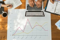 IMSET_Najlepsze_sposoby_na_zwiększenie_sprzedaży_w_e-commerce_poradnik_dla-właścicieli_sklepów_internetowych